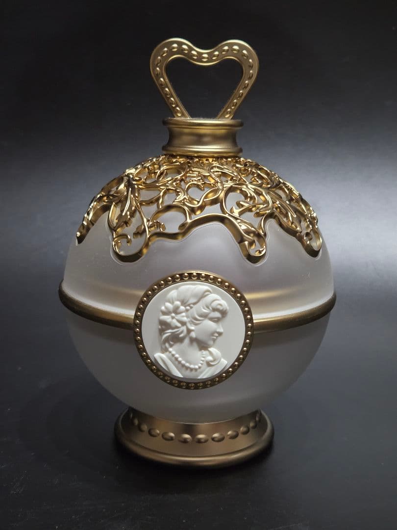 レ・メルヴェイユーズ ラデュレ スペシャル フェイス カラー ローズ 01