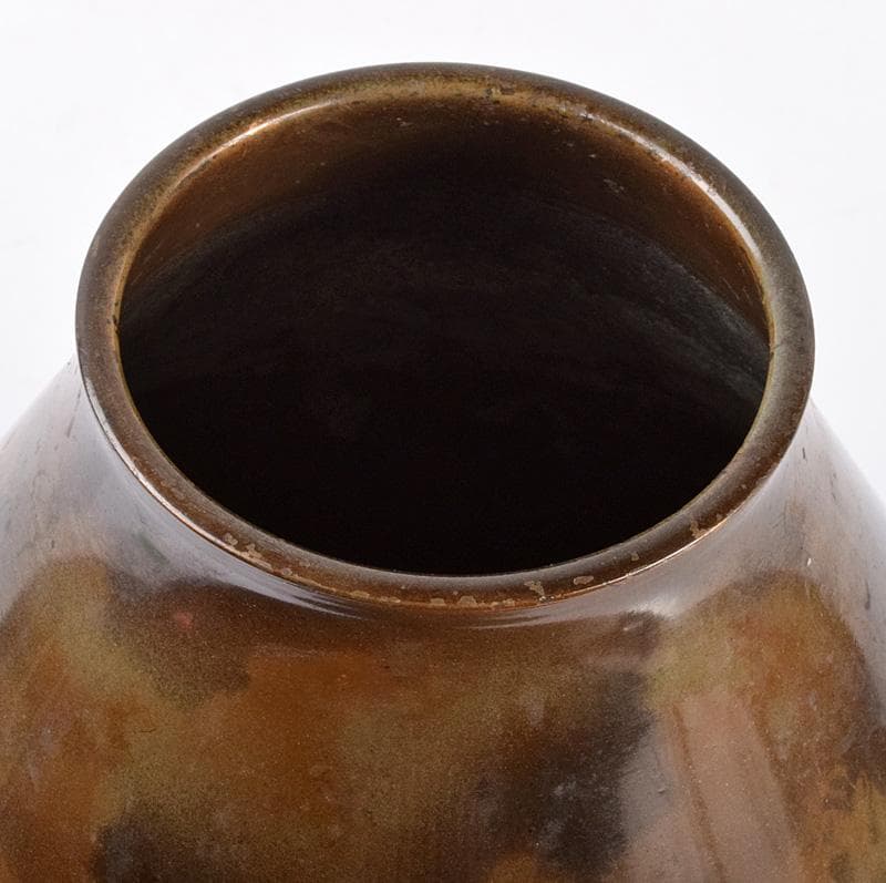 金工　省雲刻　古銅製　玉獅子雕　花瓶　M R3734