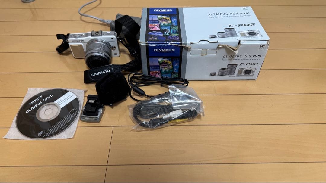 Olympus E-PM2 ミラーレス一眼カメラ