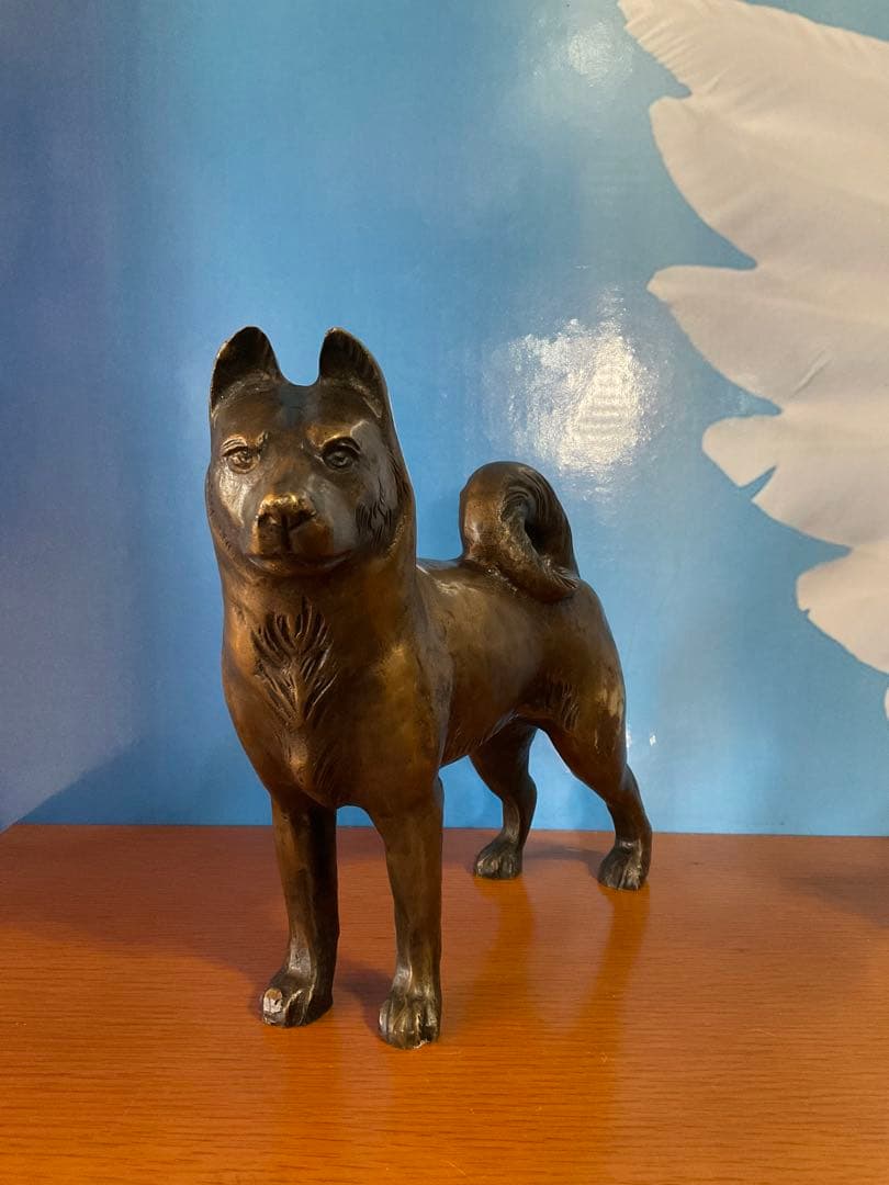 犬の置物　美術工芸品　　置物　　いぬ　インテリア コレクション　金属製