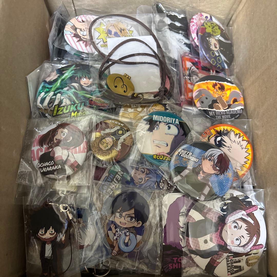 ヒロアカ　まとめ売り　大量　缶バッジ　アクスタ　300点