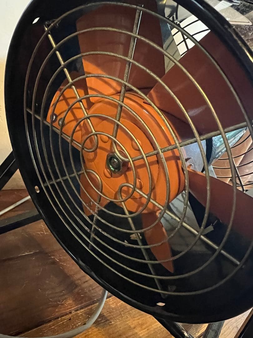 すごい‼️威力‼️業務用扇風機 HPF-320CST 560W 送風機　爆風‼️