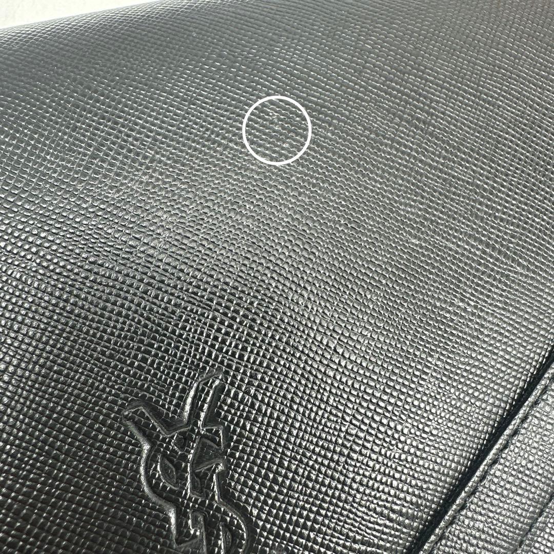 イヴサンローラン　ブラック　レザー　カサンドラロゴ　ワンショルダーバッグ　黒