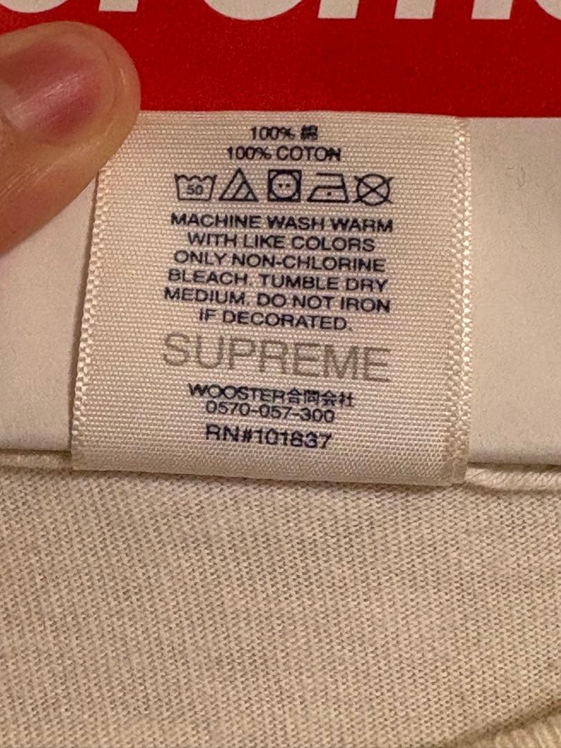 Burberry × supreme tシャツ