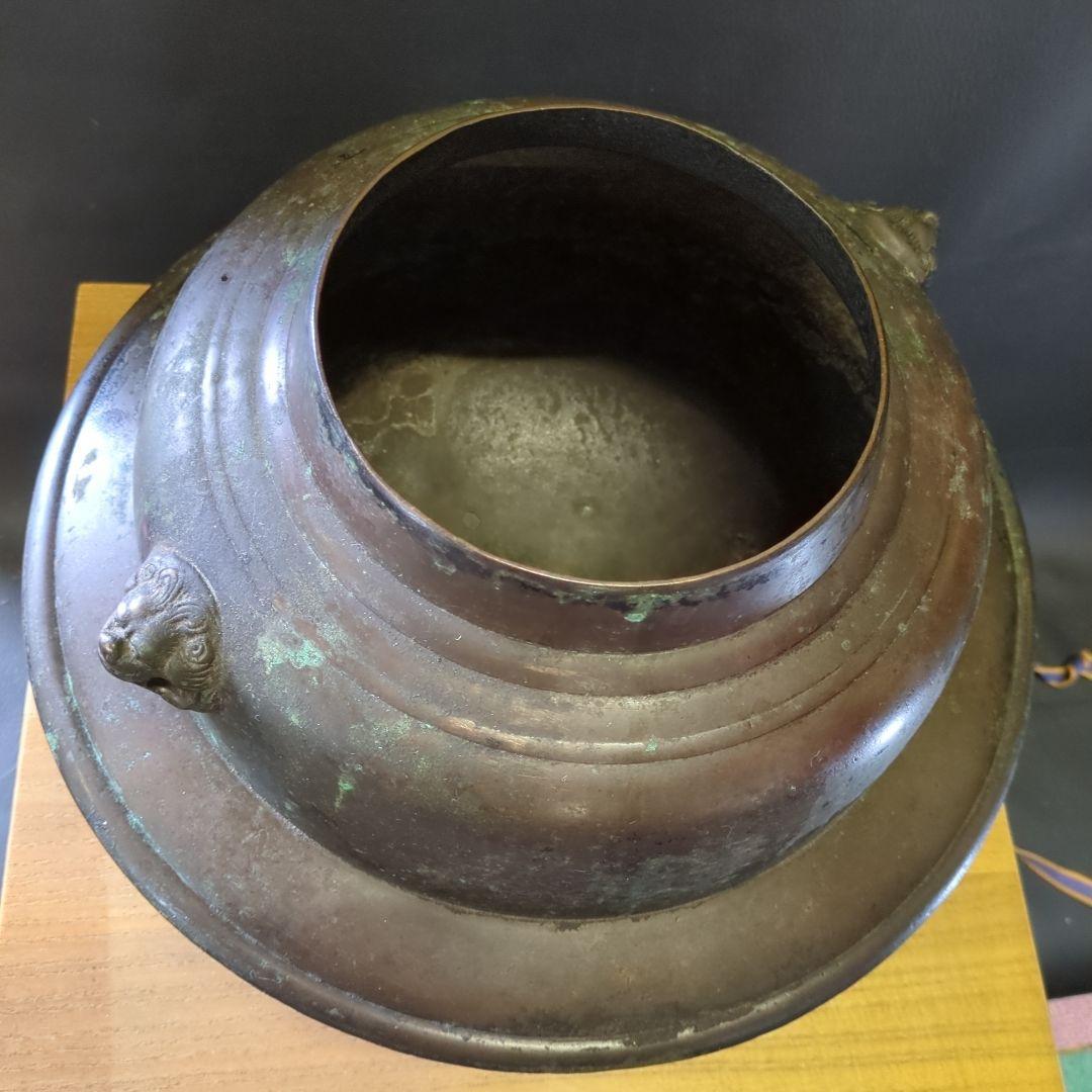 金属製 茶釜 獅子の頭部装飾