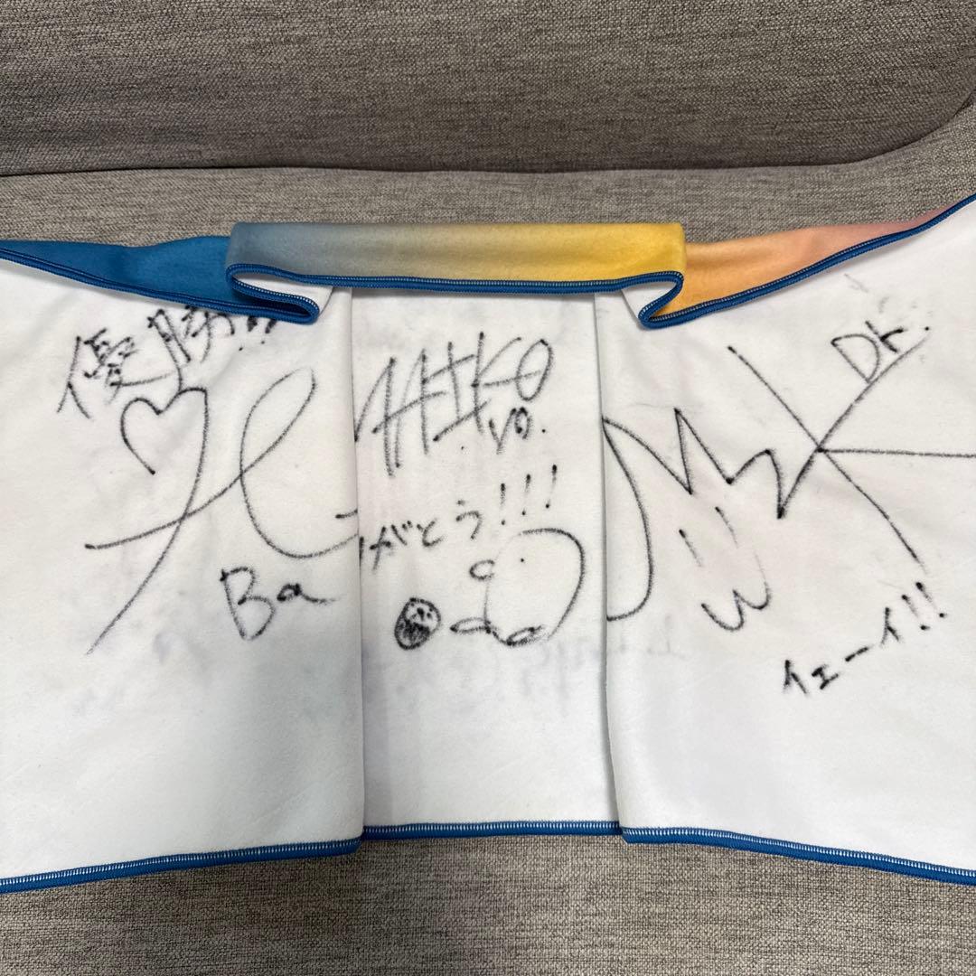 Lonesome_Blue サイン入りタオル