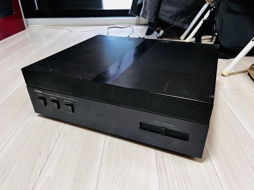 YAMAHA B-4 パワーアンプ