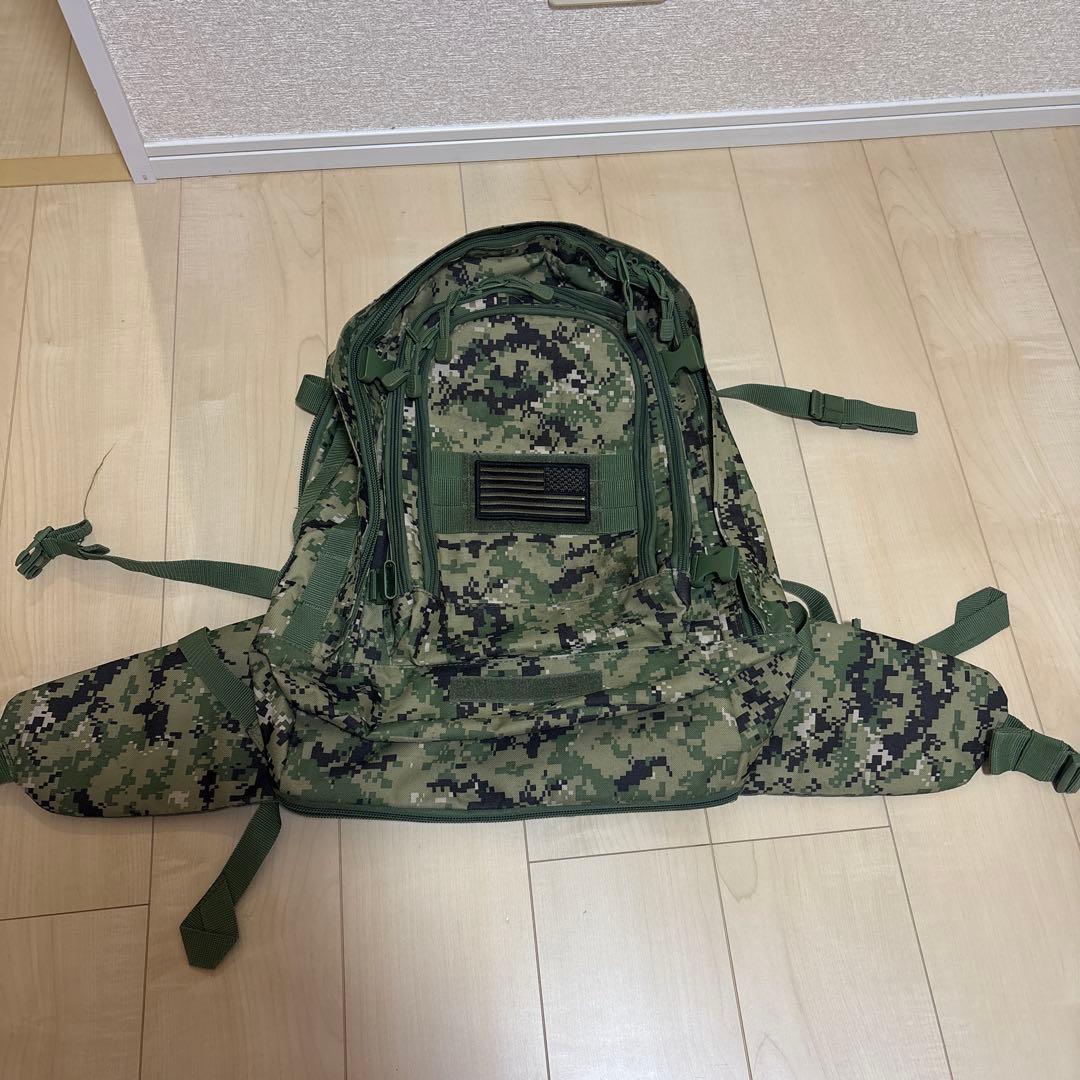 M*a様 米軍放出品　迷彩バックパック 大容量