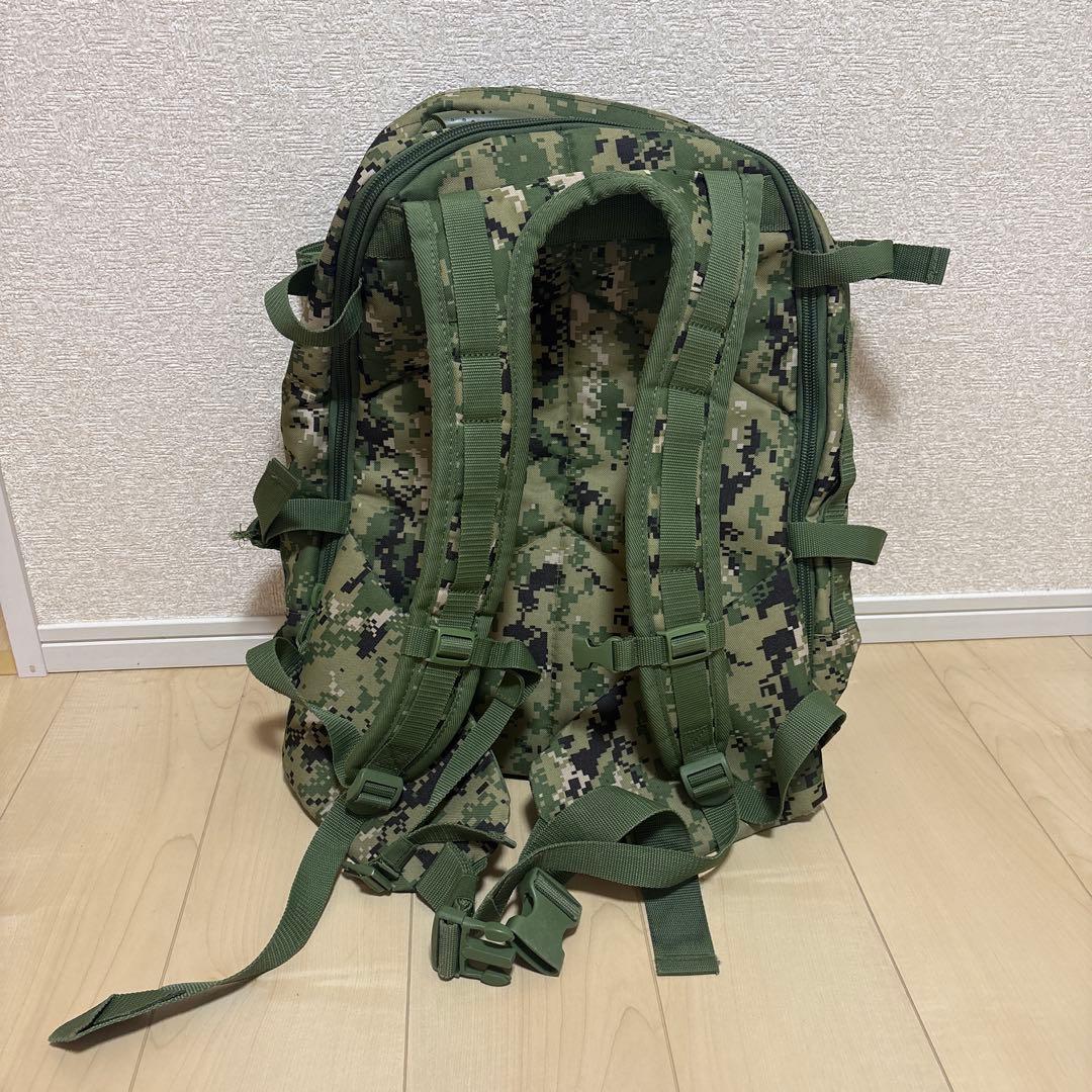 M*a様 米軍放出品　迷彩バックパック 大容量