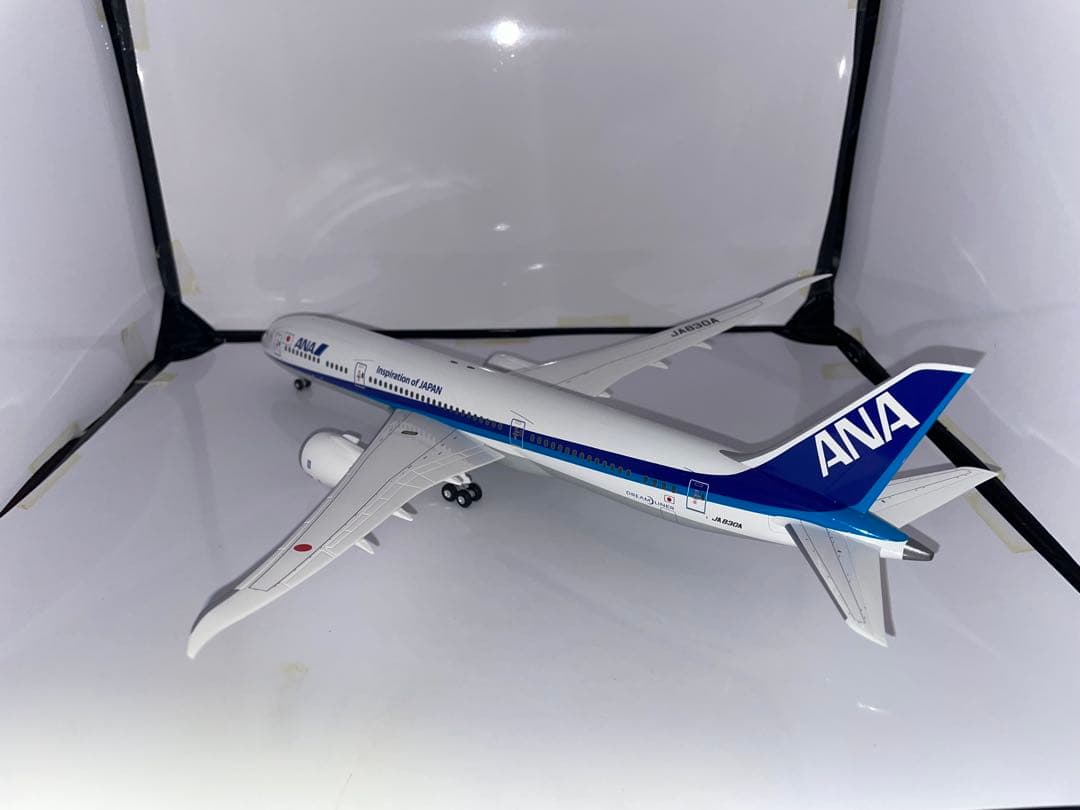 [美品]全日空商事 ANA B787-9 ギアつき 空中姿勢 JA830A