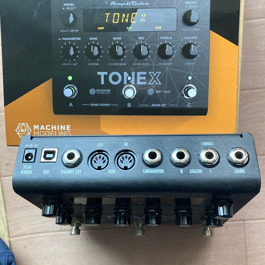 IK MULTIMEDIA TONEX PEDAL マルチエフェクター　ペダル
