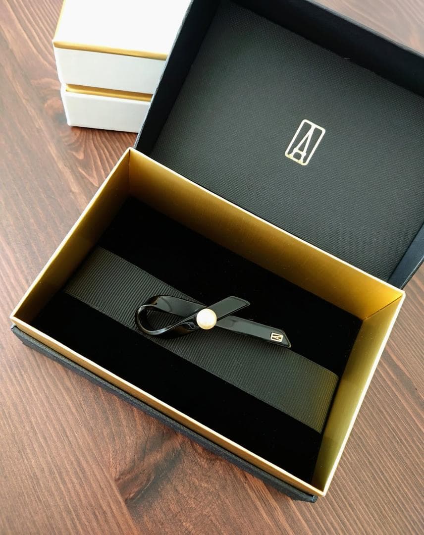 美品 アレクサンドルドゥパリ×マッキントッシュ 限定ブローチ パールリボン