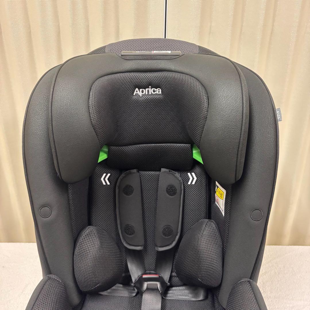クリーニング済　☆美品☆　アップリカ　フォームフィット　ISOFIX　ブラック