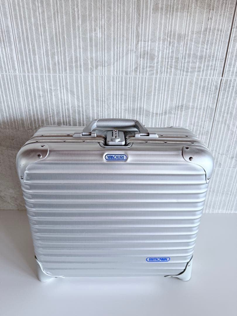 【廃盤品】リモワ トパーズ ビジネストローリー 928.40 28ℓ 2輪