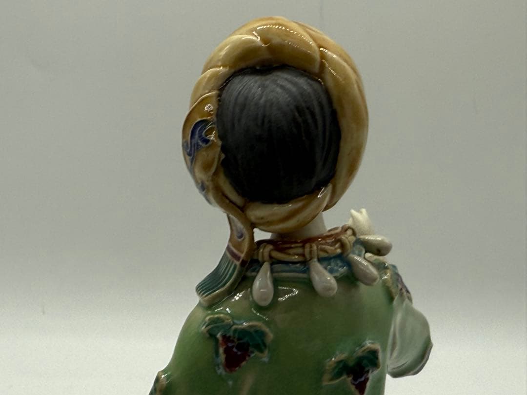 中国　林乃河作　苗家錦綉　陶器　石湾窯人物　送料込み251114