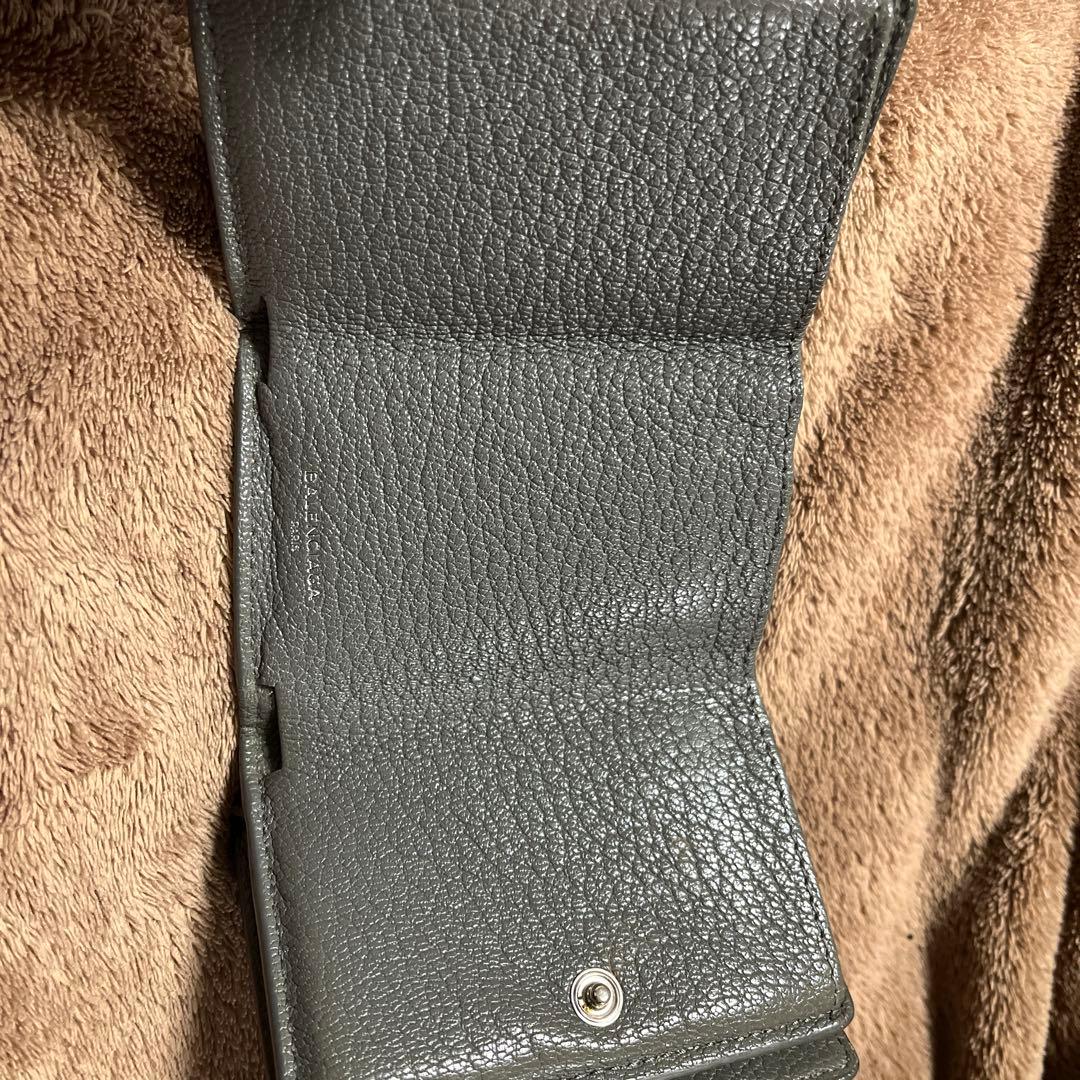 バレンシアガ　レザー 三つ折り財布