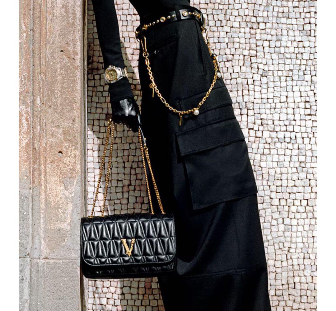 VERSACE キルティングバッグ　ホワイトカラー