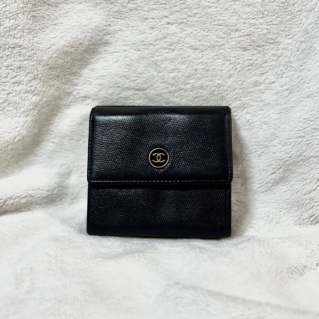 シャネル　CHANEL 三つ折り財布　ココマーク　ブラック　ゴールド金具