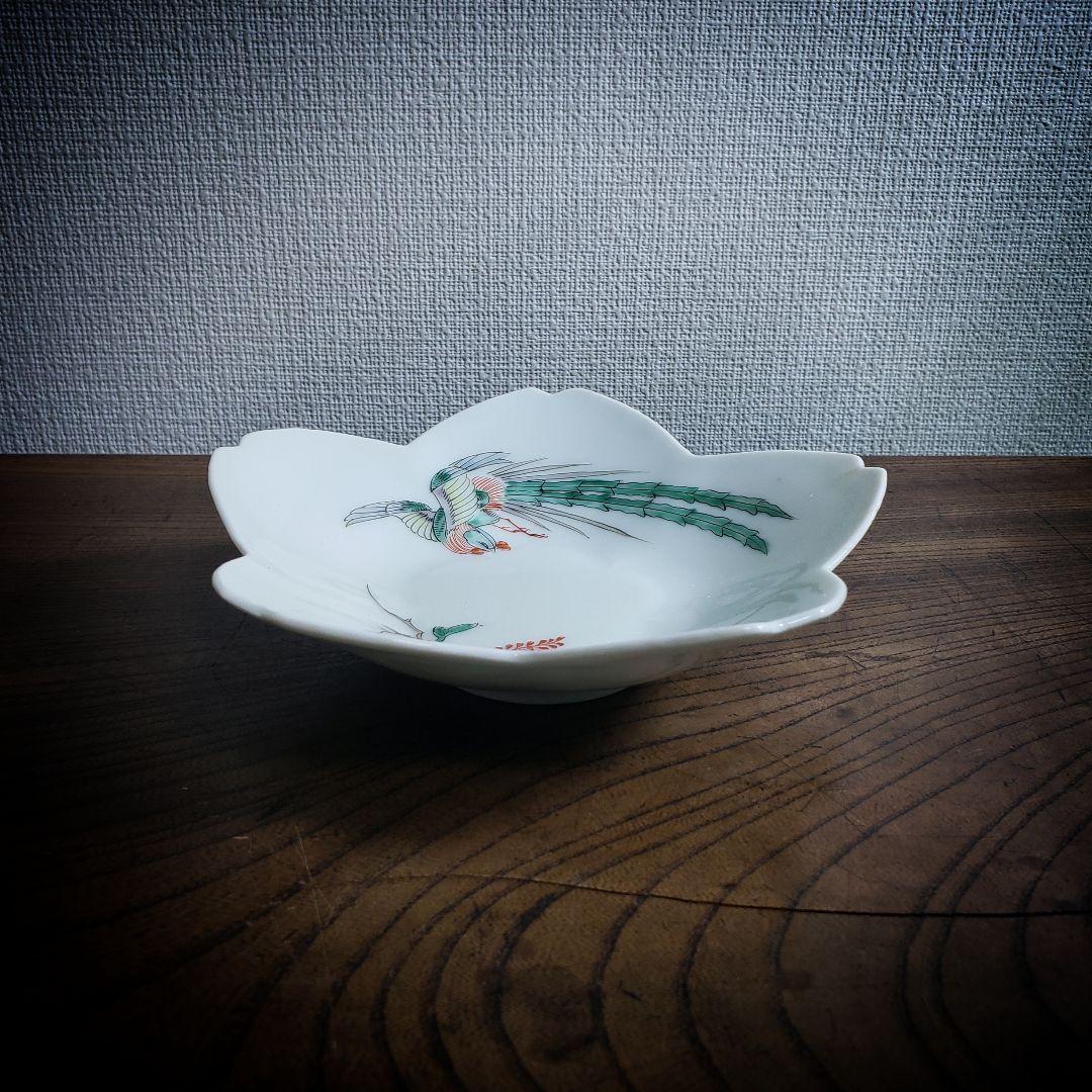 花形皿　変形皿　鳳凰　桐文様　古伊万里　柿右衛門様式　梅花　桜　窯印　明治　ロ号