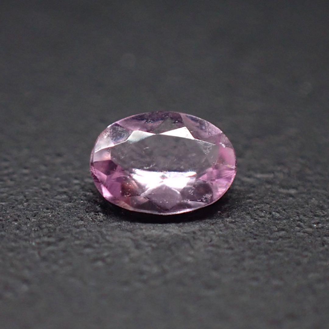 【ブラジル産】ピンクインペリアルトパーズ