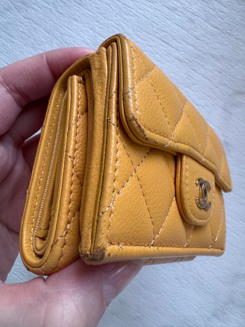 テ*ド様 CHANEL 三つ折り財布 イエロー キルティング