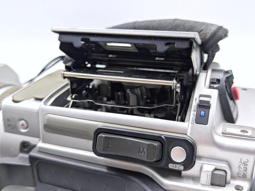 プロ向けモデル！ SONY ビデオカメラ DCR-VX2000 1