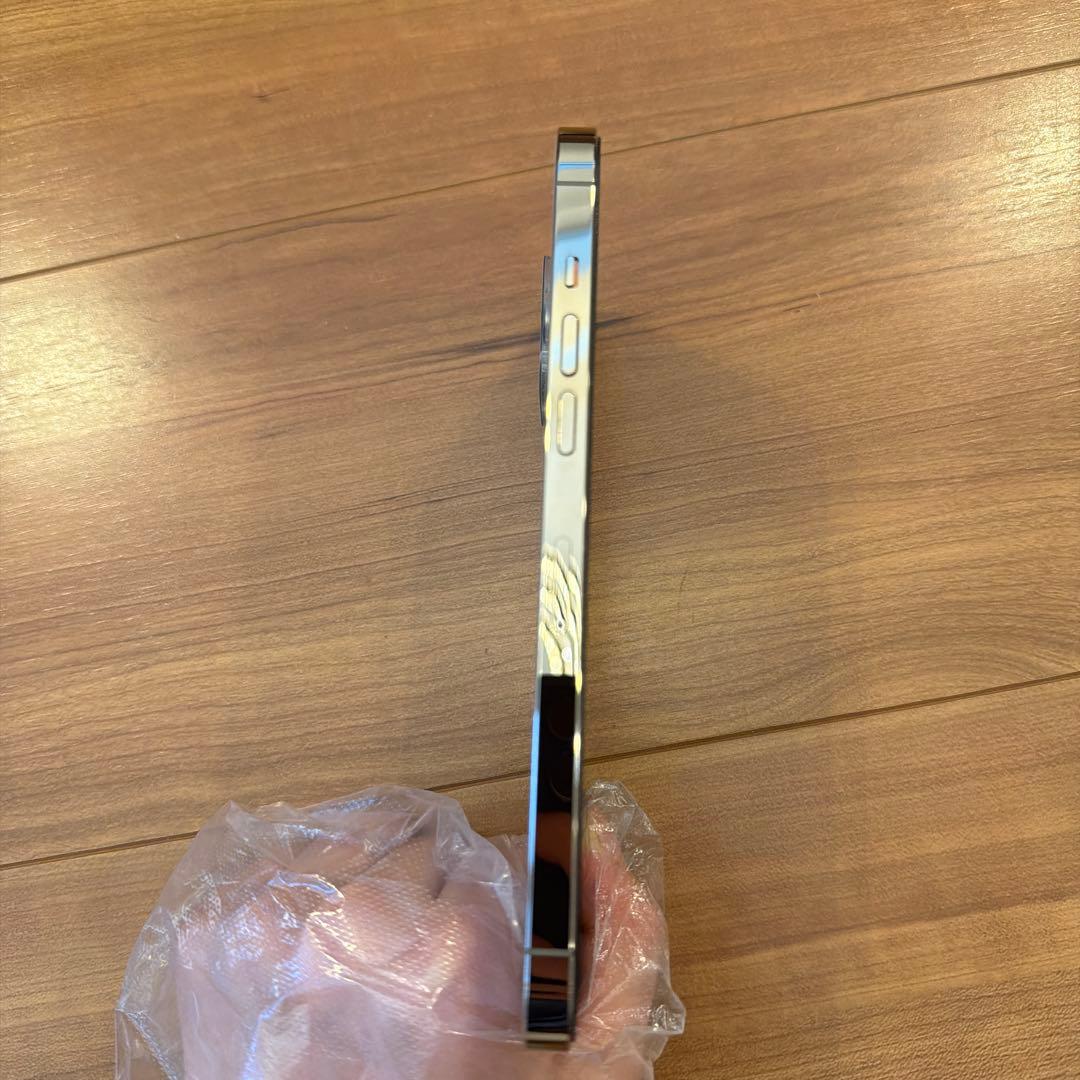 ⭐︎専用です⭐︎【美品】iPhone12Promax256GB ゴールド