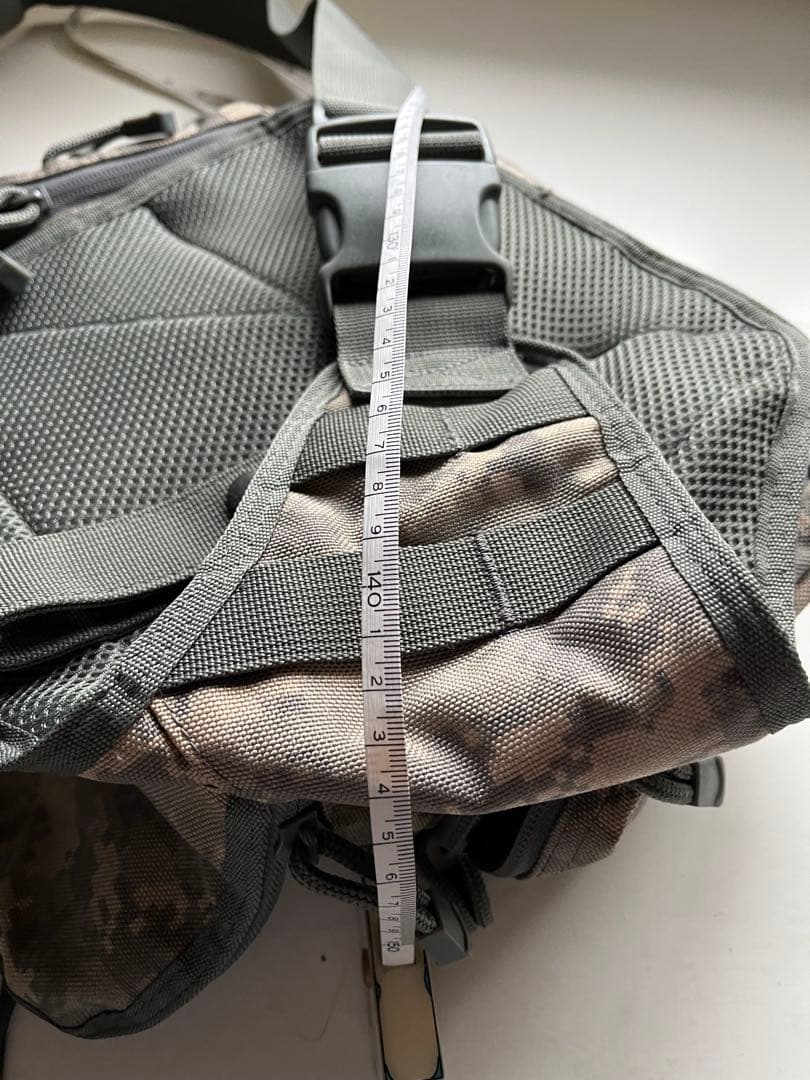 迷彩ショルダーバッグ