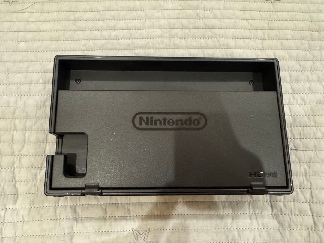 【美品】Nintendo Switch グレー 本体 (付属品付)