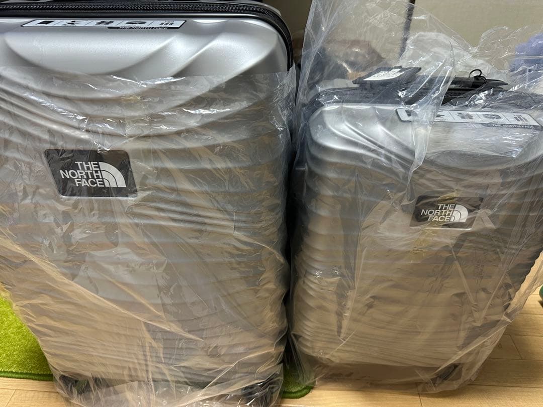海外限定 ノースフェイス　スーツケース　キャリーケース　20 24インチ セット
