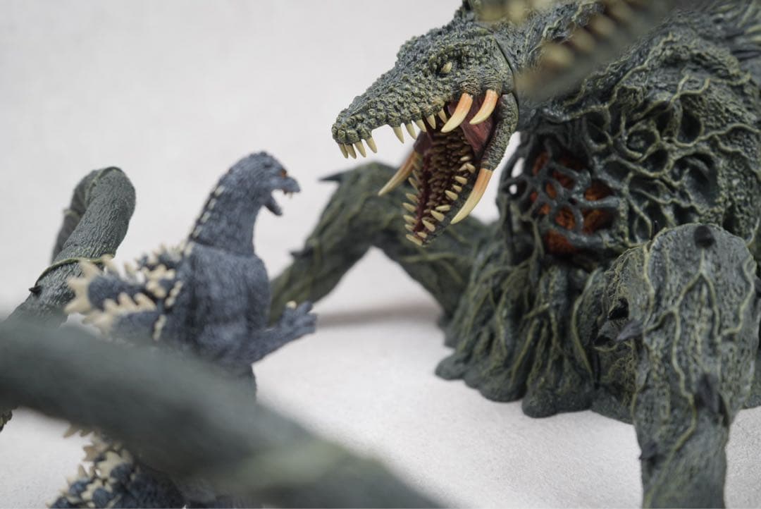 東宝怪獣コレクション ビオランテ ゴジラ 2体セットデアゴスティーニ 茨木彰