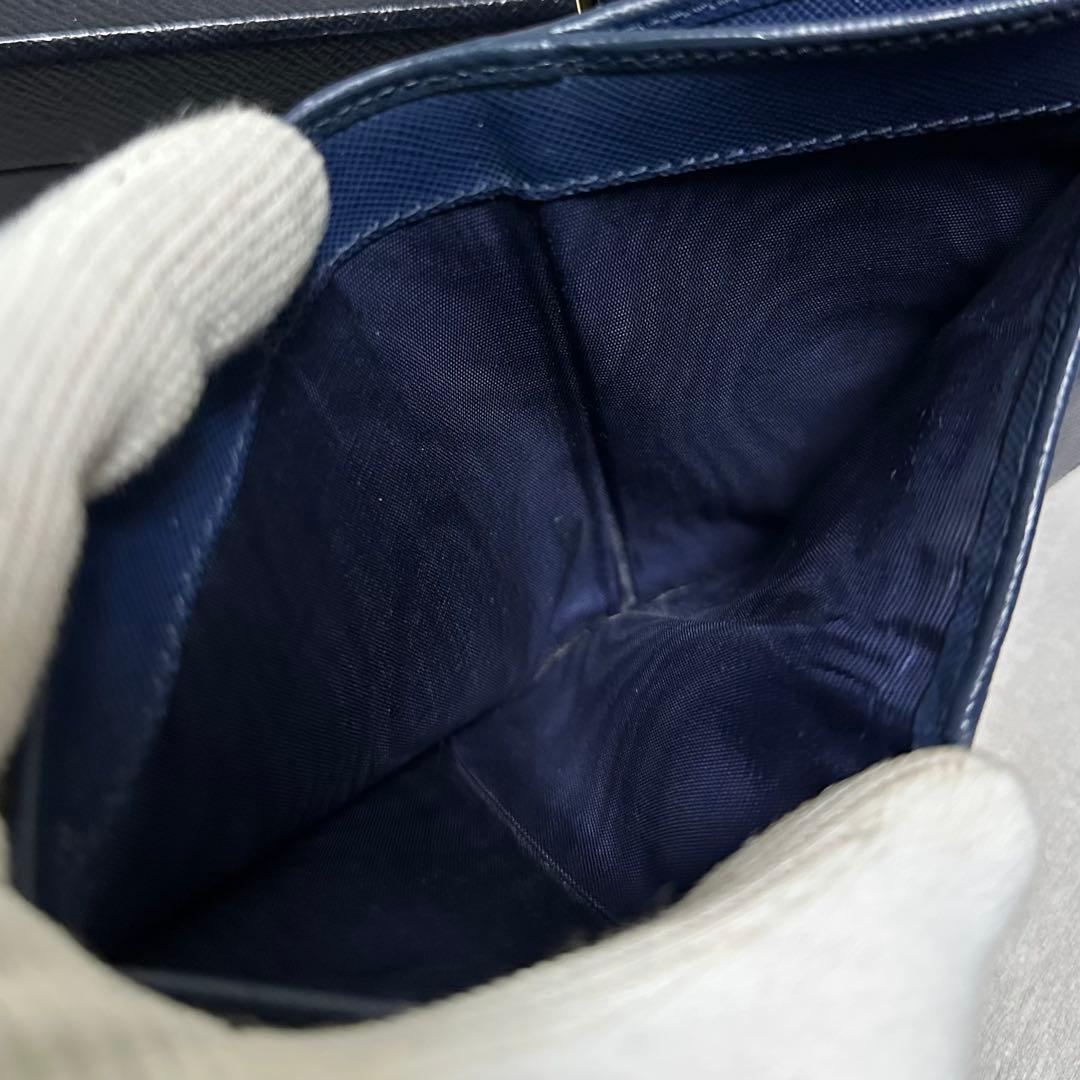 PRADA プラダ　折り財布　ゴールドロゴ ブルー　サフィアーノレザー