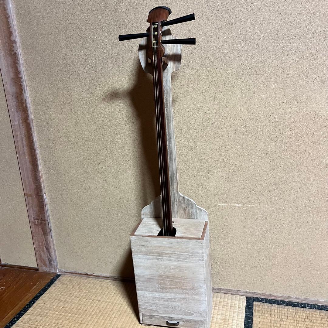 三味線　収納桐箱つき