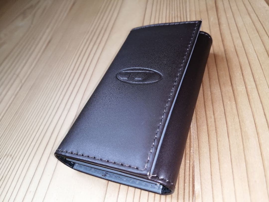 DIESEL　キーケース　X09010　ダークブラウン / グレー