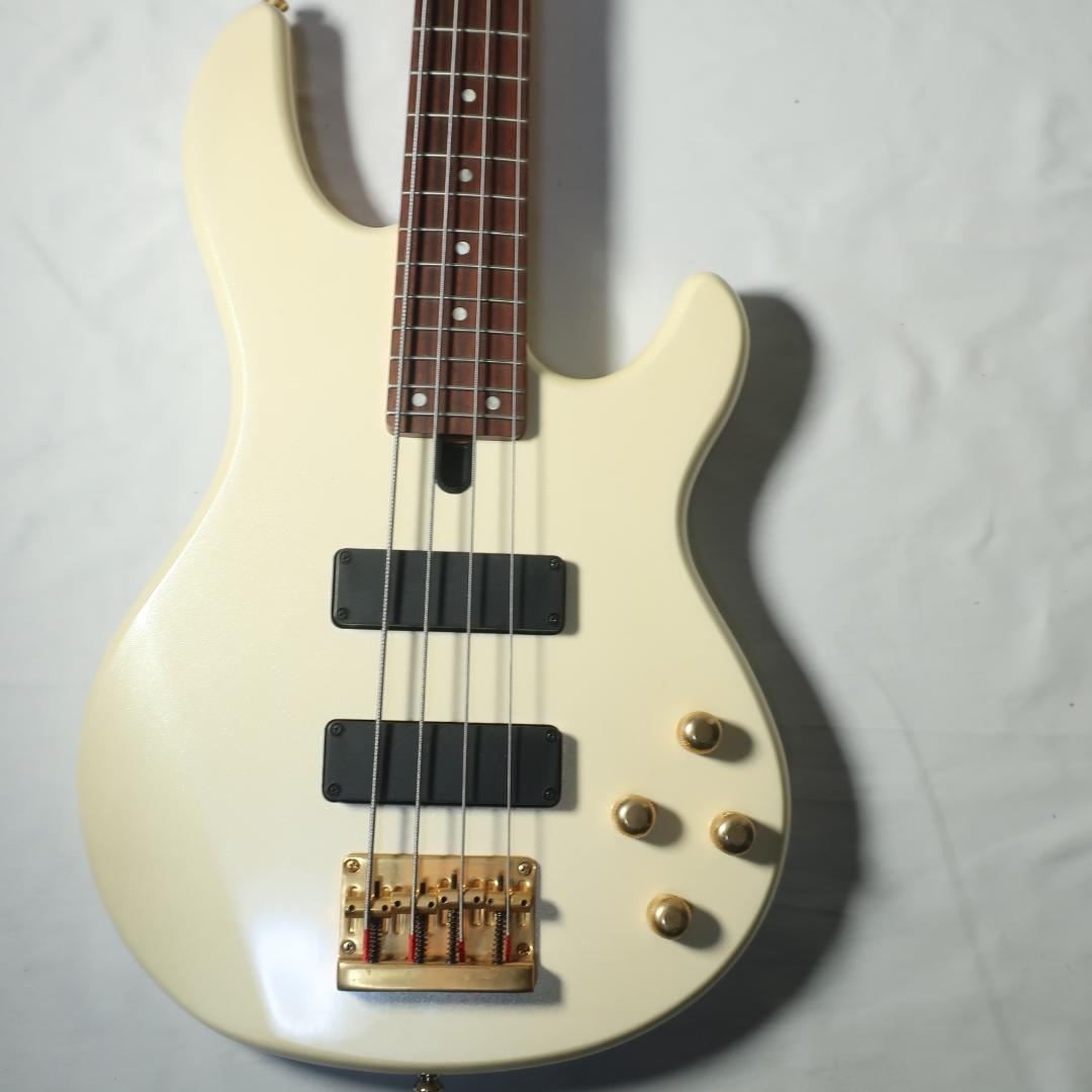 美品 難あり YAMAHA BB-G4S エレキベース ケース付 弦交換済