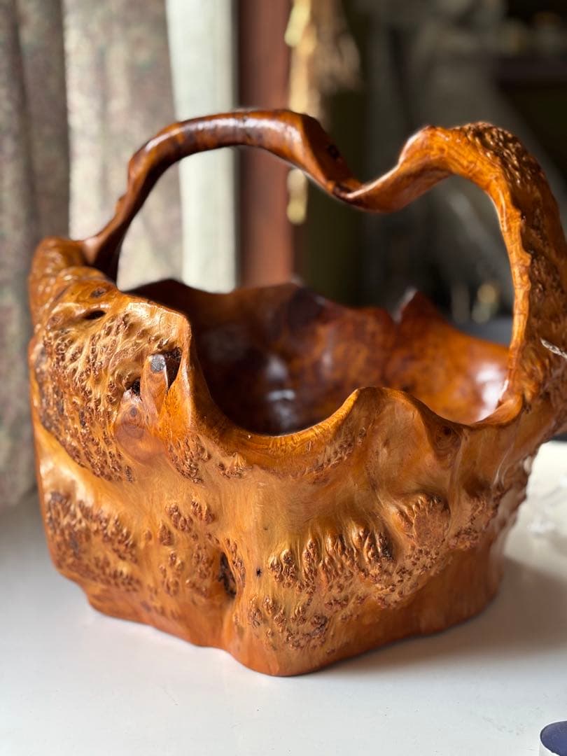 ヴィンテージ　天然木　くり抜き　カゴ　切り株 バスケット カゴ 職人　工芸品　大