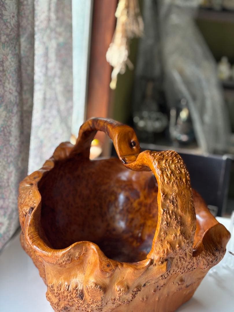 ヴィンテージ　天然木　くり抜き　カゴ　切り株 バスケット カゴ 職人　工芸品　大