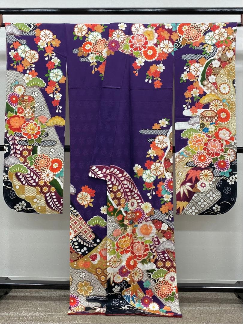 振袖 豪華 金彩 紋意匠 牡丹 身丈166cm 躾糸付き