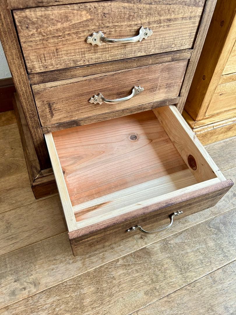 【みり】国産ひのき使用　ベットサイドチェスト