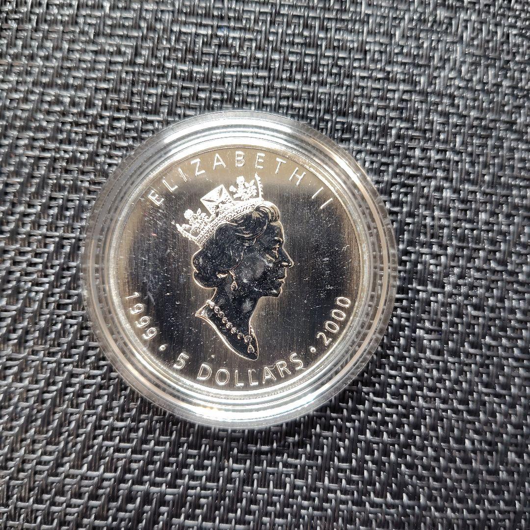 メイプルリーフ 花火 1オンス 銀貨 ミレニアム