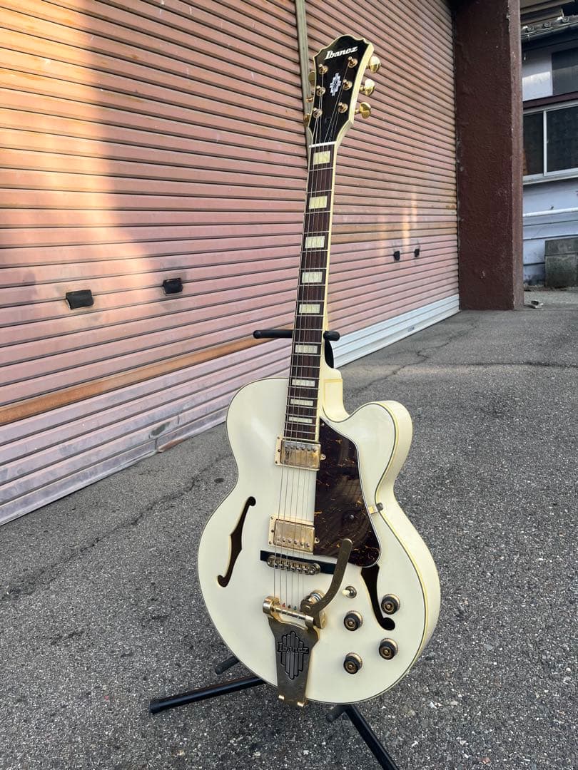 【Ibanez AF75TDG-IV フルアコースティック トレモロ付】