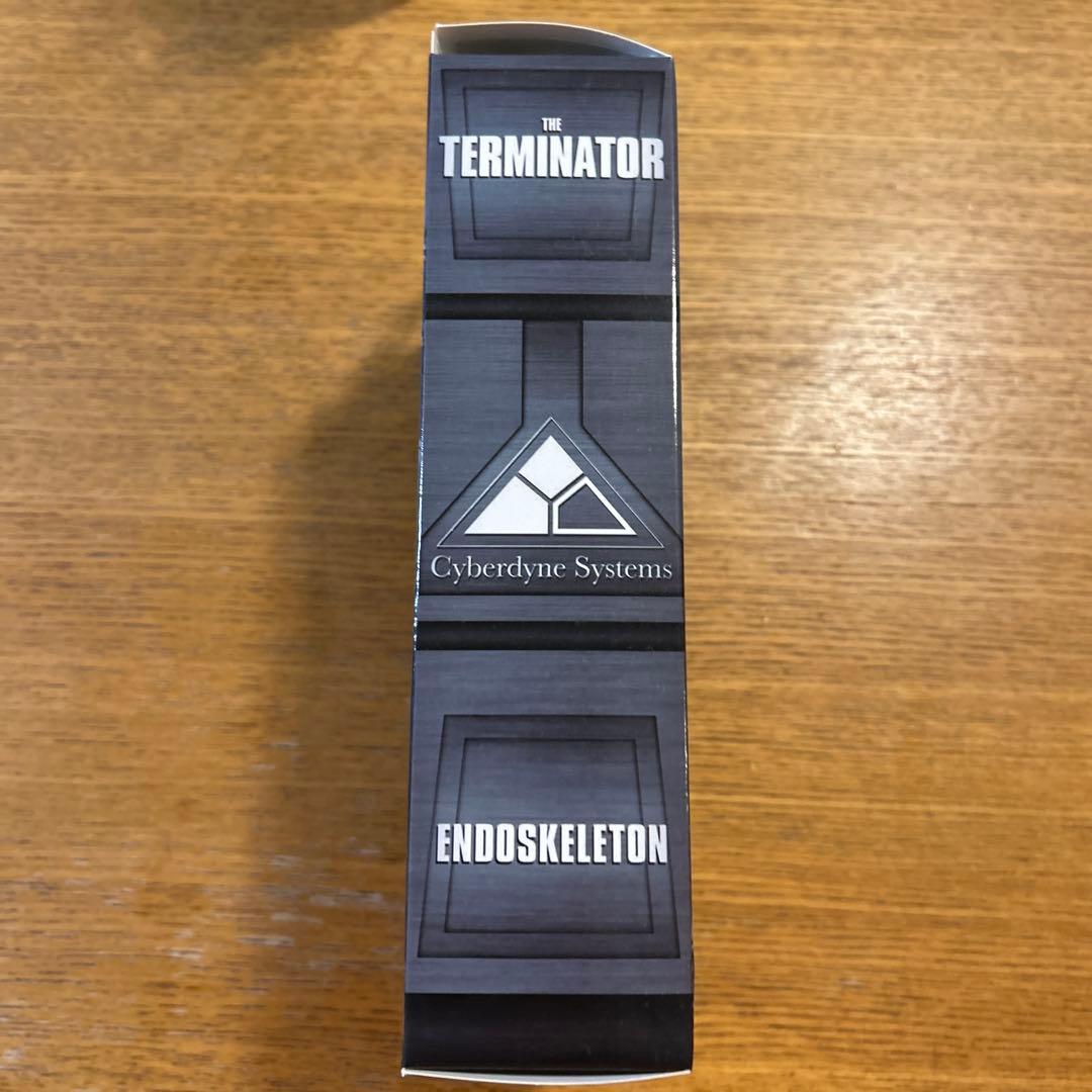 T-800 エンドスケルトン 「ターミネーター」 7インチ アクションフィギュア