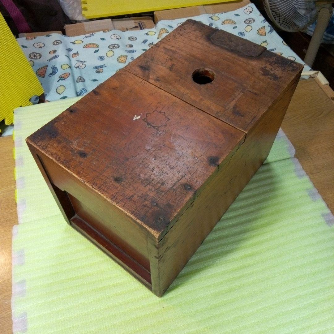 銭箱　木製　収納箱　アンティーク　レトロ　古民具　賽銭箱　木箱　古道具　湯銭箱