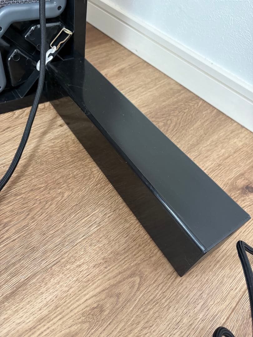 『カインズ』全面フラットヒーター　温度調整可能　正方形　黒