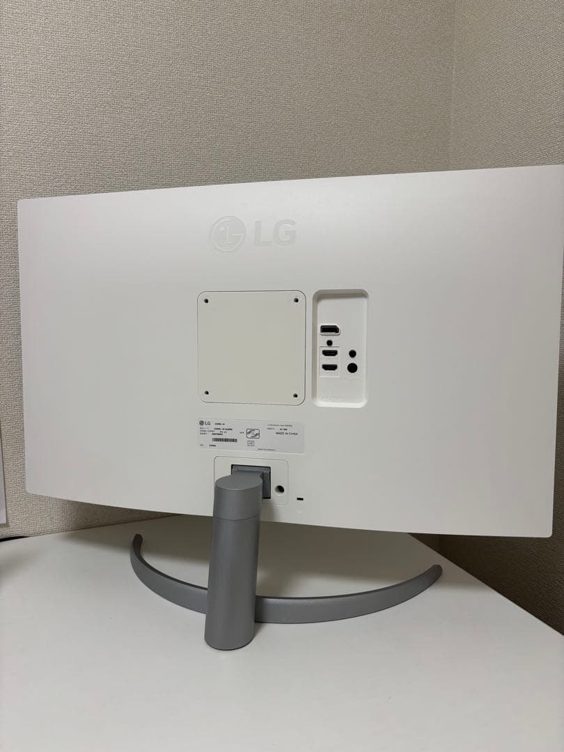 『最終値下げ』LG モニター ディスプレイ 27UP600-W 27インチ