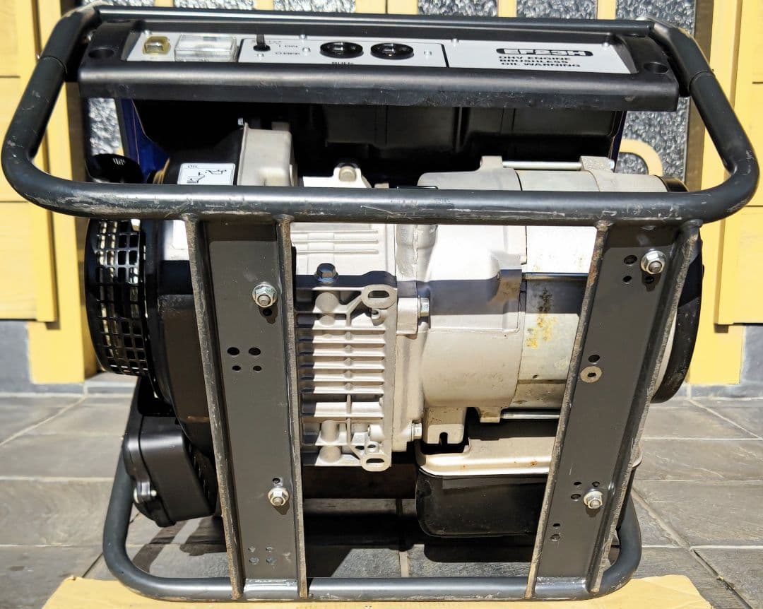 ヤマハ発電機 EF23H 60Hz　　 現地引き取りのみ