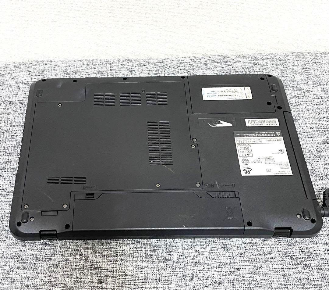 富士通ノートパソコン/カメラ付き/初期設定済み/Bluetooth