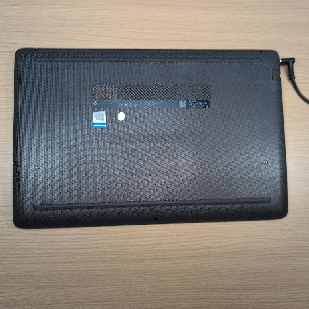 すぐ使えるノートパソコンSSDカメラ付き　　黒いパソコン