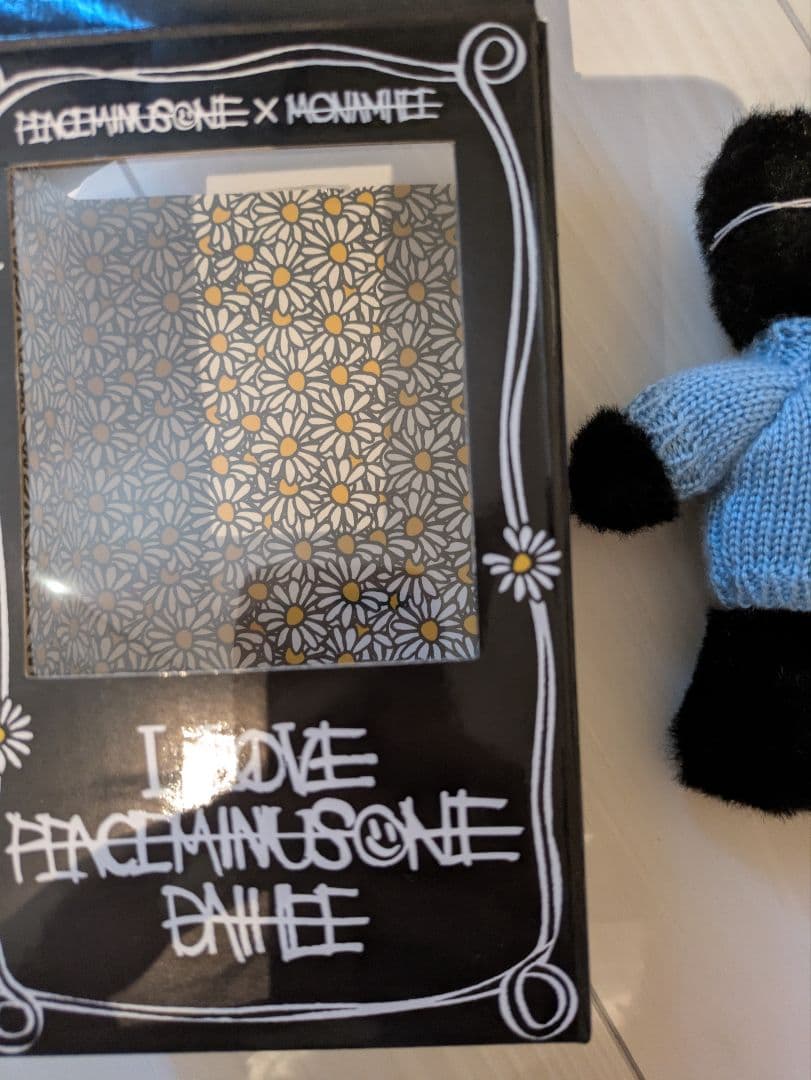 Gdragon x MONMONHEE キーチャーム