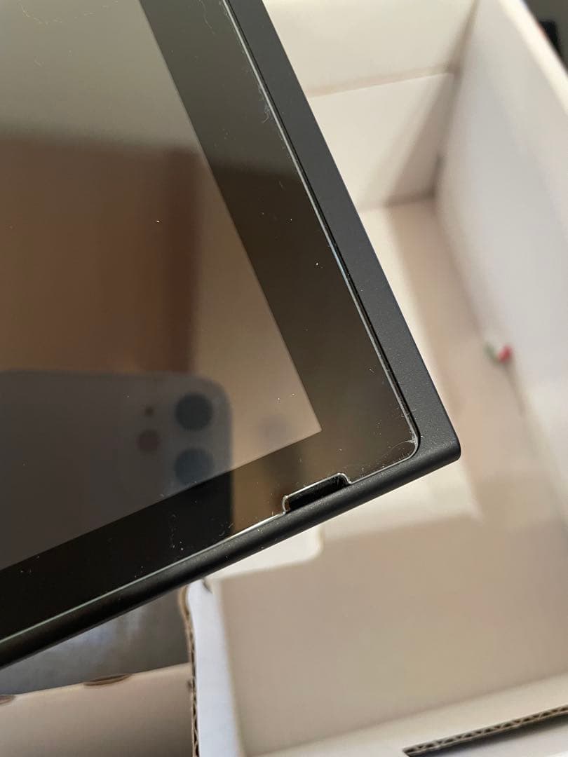 任天堂　Switch　本体　カセット10個　コントローラー　カバー付き